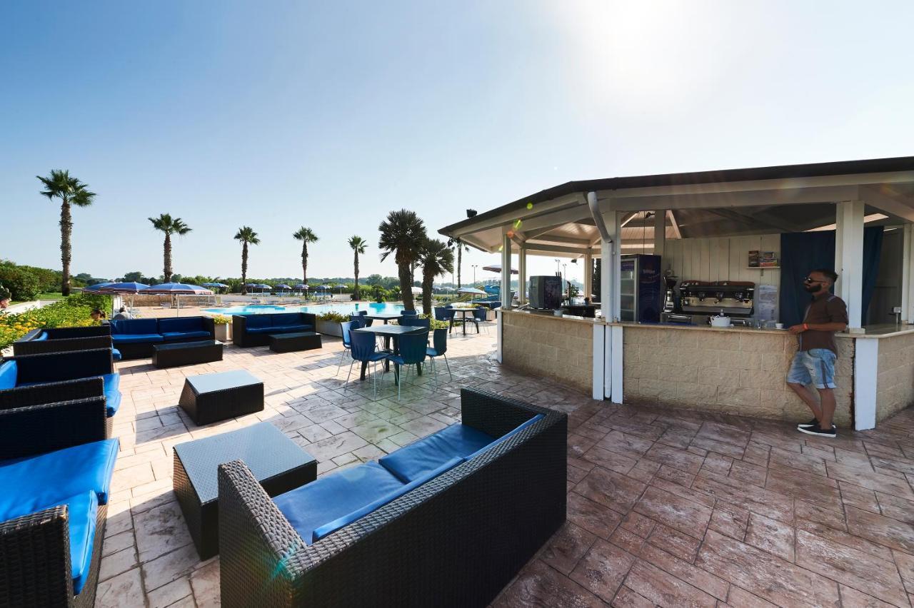 Alba Azzurra - Cdshotels Torre dell'Orso Ngoại thất bức ảnh