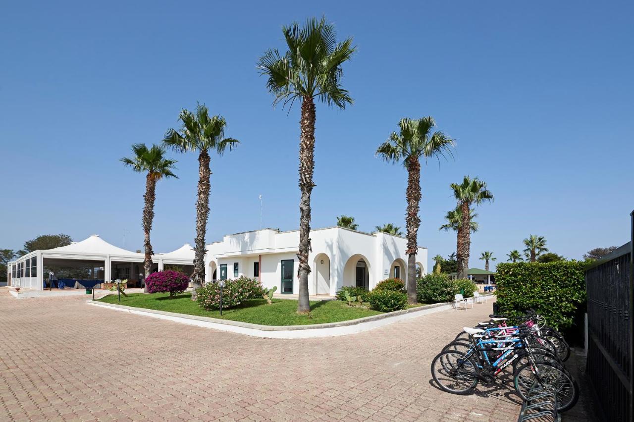 Alba Azzurra - Cdshotels Torre dell'Orso Ngoại thất bức ảnh