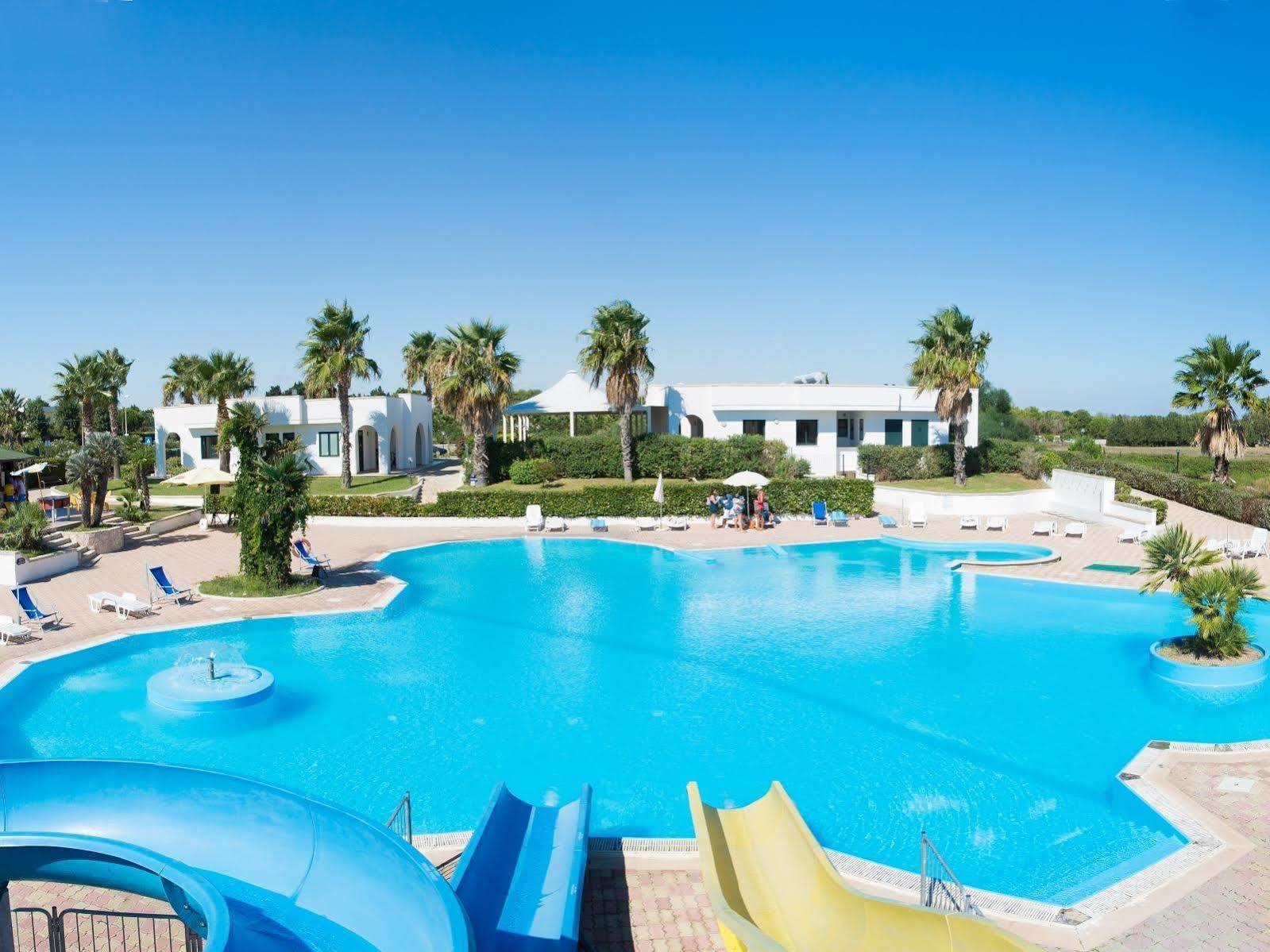 Alba Azzurra - Cdshotels Torre dell'Orso Ngoại thất bức ảnh